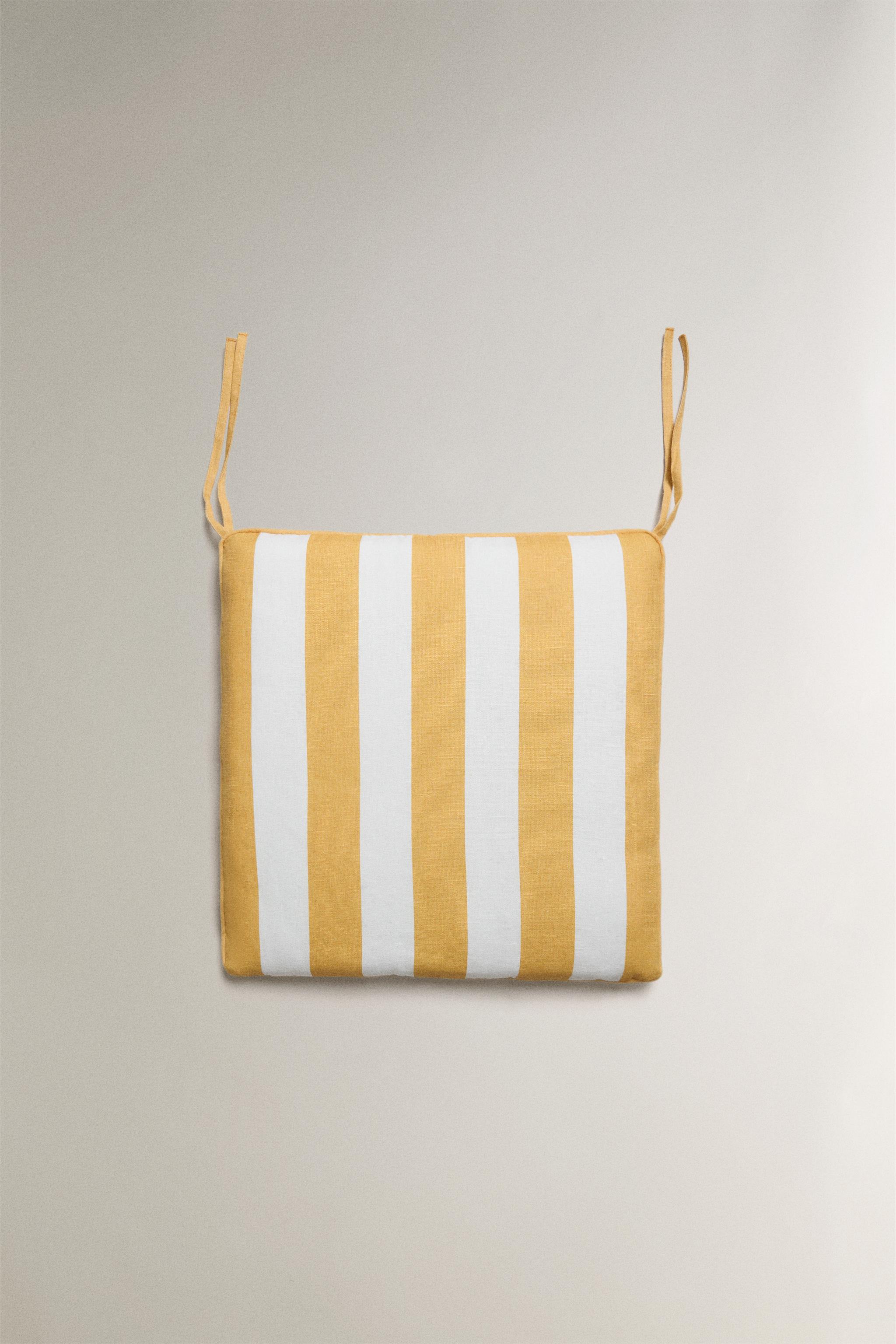 COUSSIN ASSISE CHAISE RAYURES